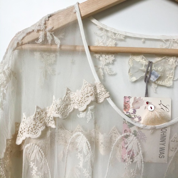 Love Johnny Was sheer lace Gabriel kaftan - Picture 4 of 4